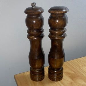 Very old salt and pepper shaker mill.